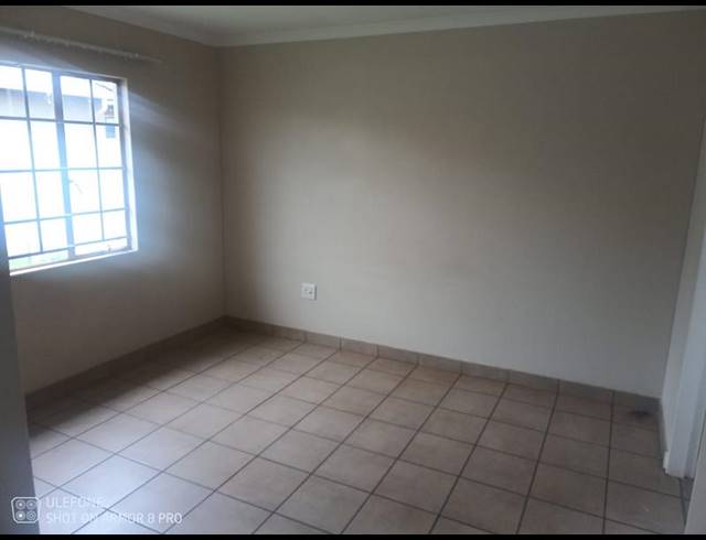 3 BEDROOM HOUSE FOR SALE IN SKY CITY